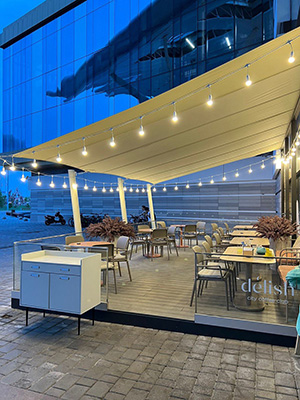 Терраса в ресторане фото от EcoDecking