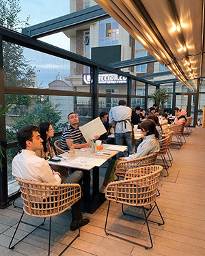 Терраса в ресторане фото от EcoDecking